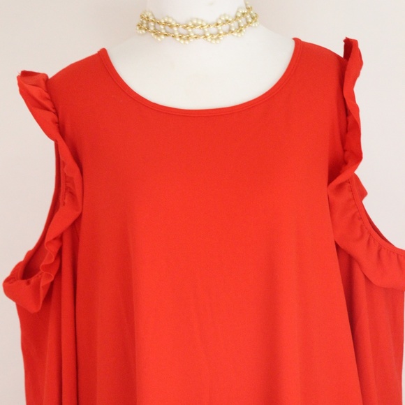 GLAMOROUS CURVE NWT Red Cold Shoulder Dress - Picture 2 of 8